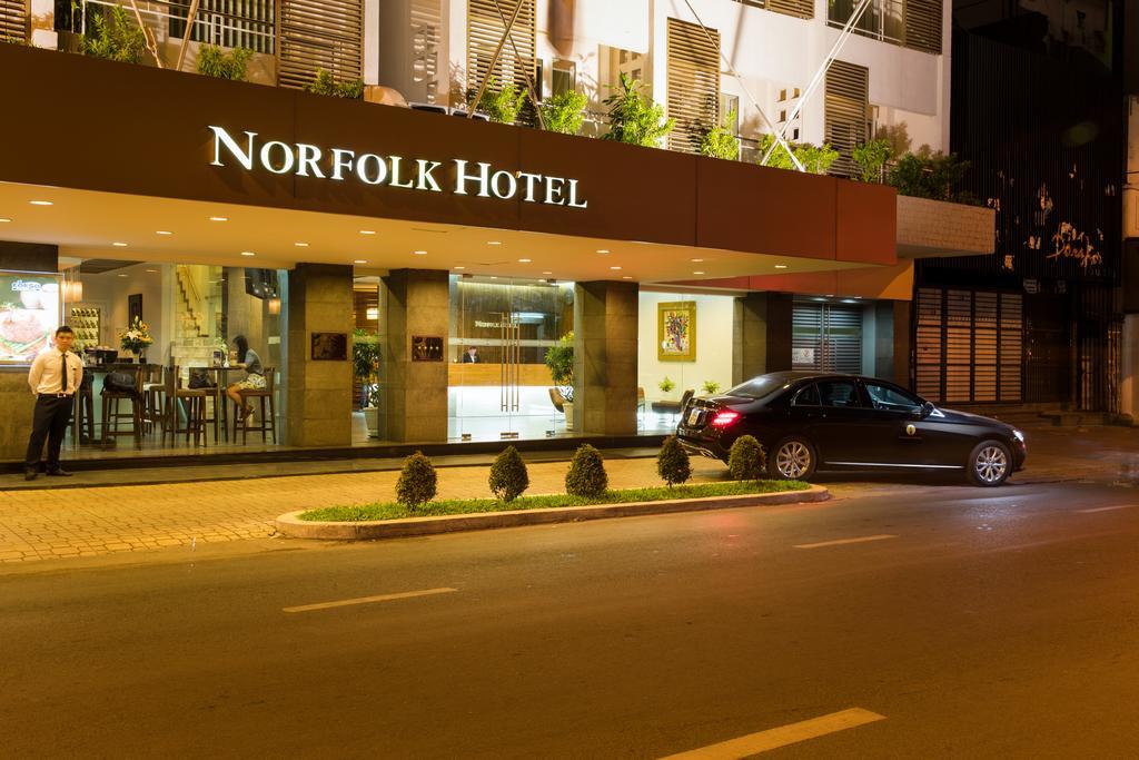 Norfolk Hotel Saigon Хошимин Екстериор снимка